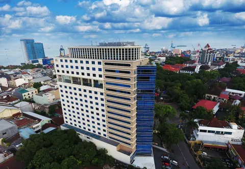 Foto Aston Makassar Hotel & Convention Center